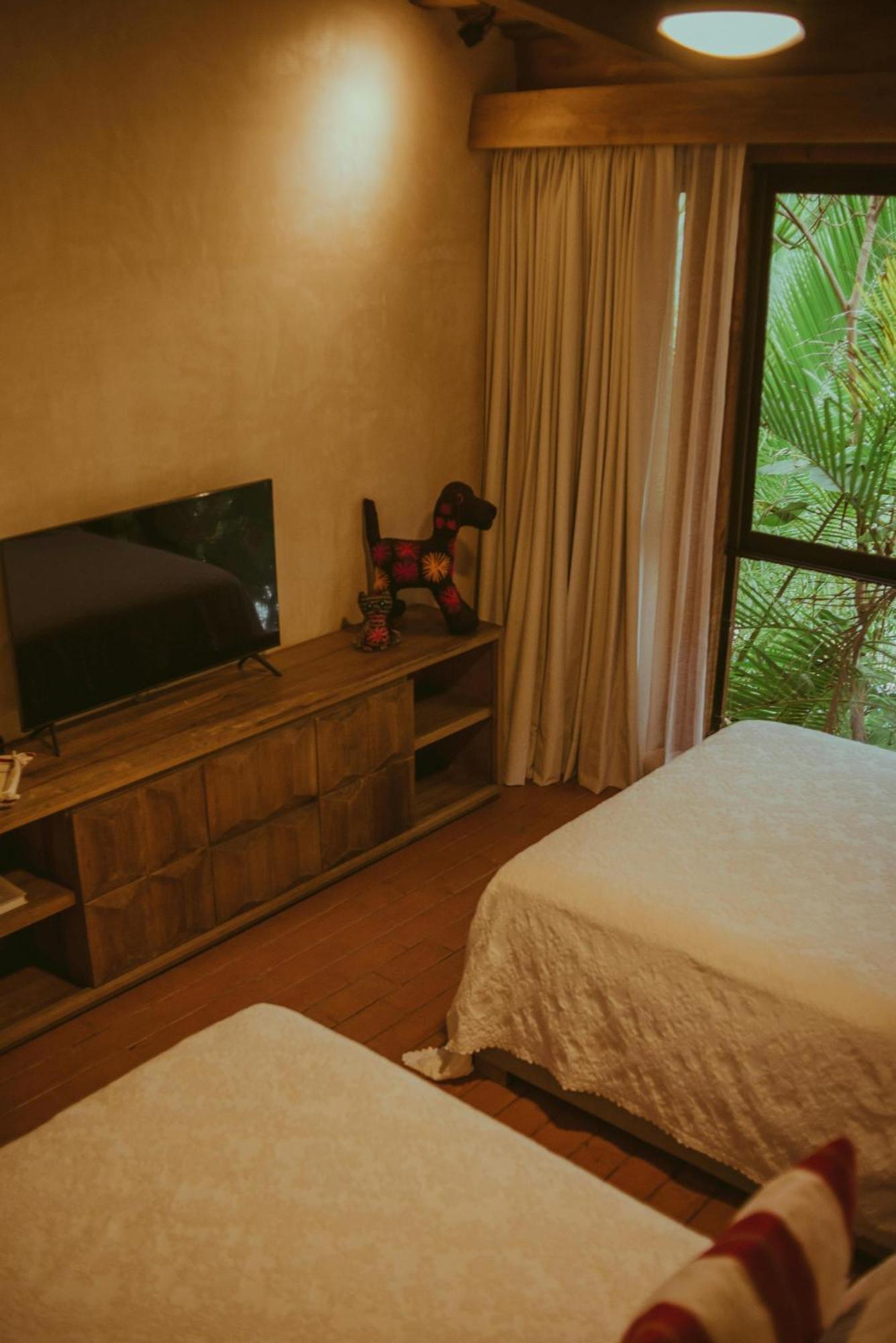 Ambs Nysha Plaza Zion Near Igi Airport New Delhi