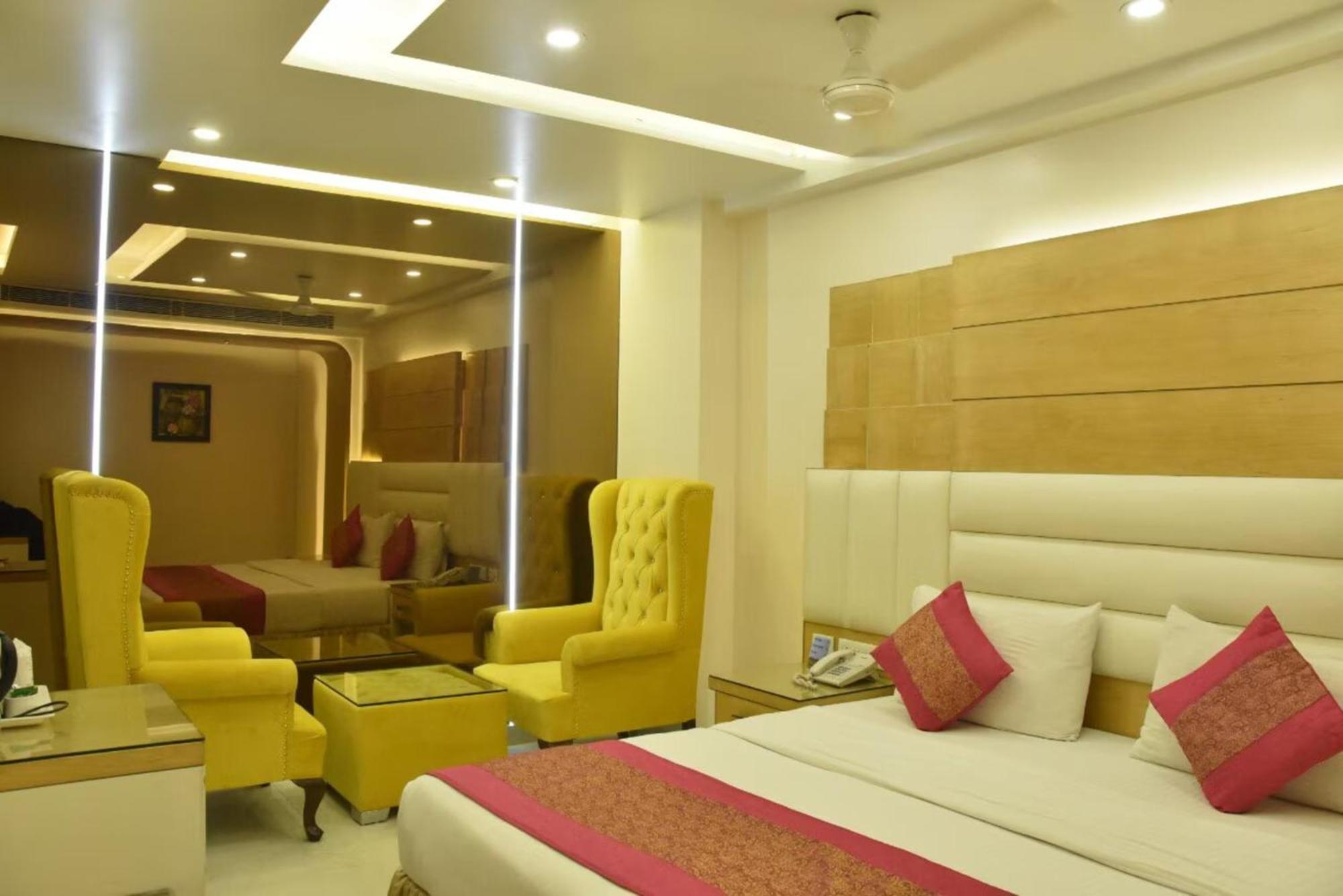 Ambs Nysha Plaza Zion Near Igi Airport 4*