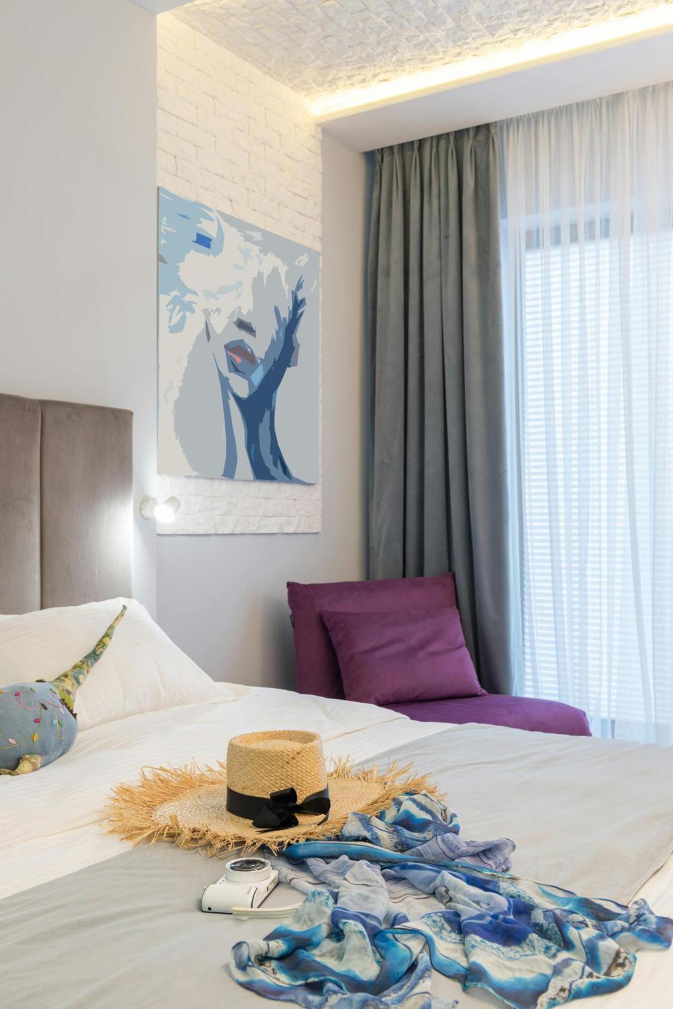 Ambs Nysha Plaza Zion Near Igi Airport New Delhi